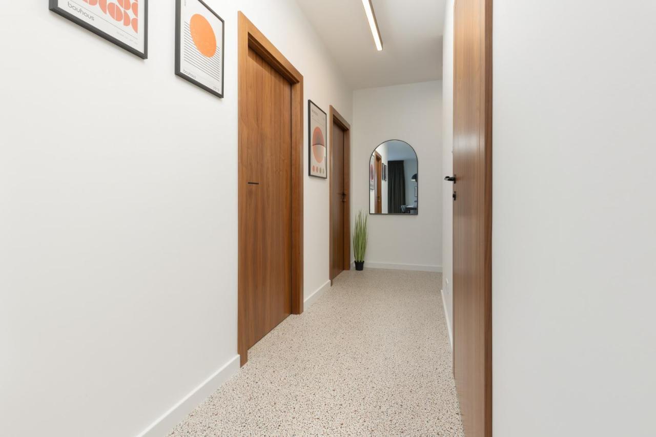 Trendy & Spacious 3-Room Apartament Warsaw Wilanow By Noclegi Renters Εξωτερικό φωτογραφία
