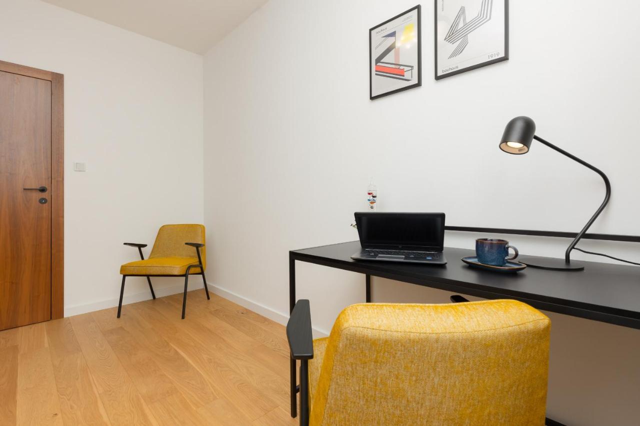 Trendy & Spacious 3-Room Apartament Warsaw Wilanow By Noclegi Renters Εξωτερικό φωτογραφία